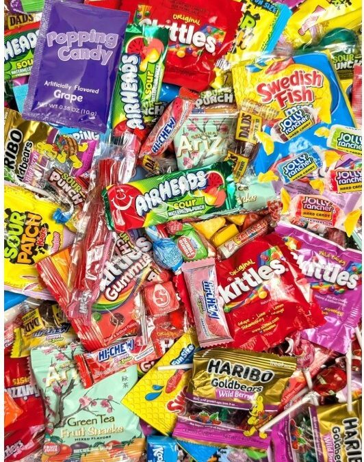 Ultimate Assorted Candy Party Mix – Bolsa de 2 libras – Surtido a granel Mega Variedad – Dulces envueltos individualmente – Queen Jax – Paquete variado